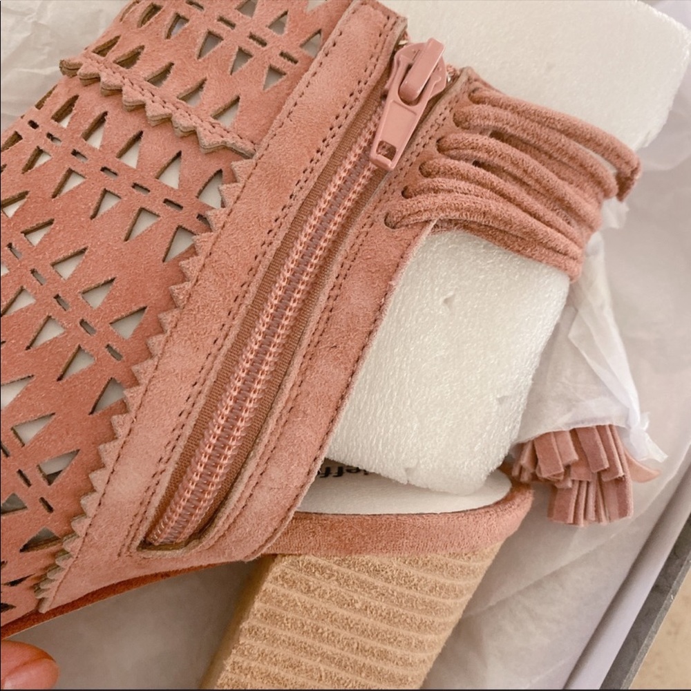 Jeffrey Campbell Ottawa Sandal - Picture 5 of 8